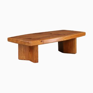 Mesa de centro vintage de pino de Charlotte Perriand, años 60