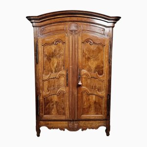 Armoire Louis XV Charolais en Noyer, 1750s