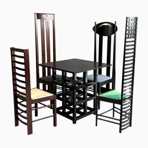 Juego de mesa y sillas de Charles Rennie Mackintosh para Cassina. Juego de 5