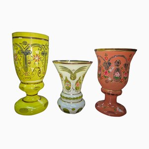 Calici e vasi di Boemia in vetro smaltato, fine XIX-inizio XX secolo, set di 15