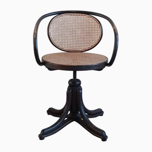 Sedia girevole nr. 5501 in legno curvato di Thonet, anni '80