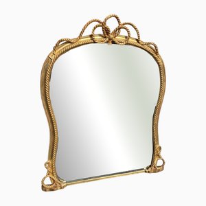 Espejo inglés antiguo grande con forma de cristal de manto dorado, siglo XIX.