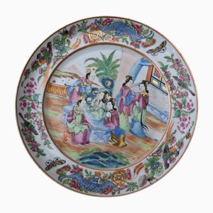 19th Century Famille Rose Porcelain Plate Qing Dynasty Court Scene, Canton