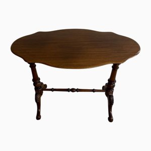 Antique Victorian Table in Walnut, 1860