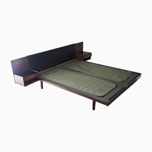 Cama danesa vintage de Hans J. Wegner, años 60