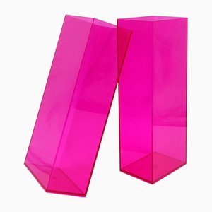 Jarrones grandes de acrílico rosa, década de 2000. Juego de 2