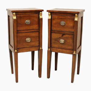 Mesitas de noche Retour d'Egypte italianas de nogal, 1798-1805. Juego de 2