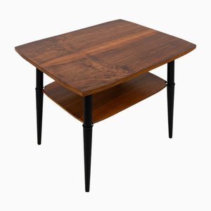 Tavolino da caffè vintage in noce, Polonia, anni '60