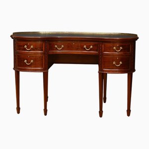 Bureau en Forme de Rein par Edwardian Shapland and Petter Mahogany, 1890s