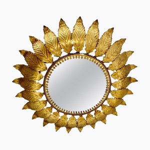 Plafón en forma de sol español grande de vidrio dorado, años 50