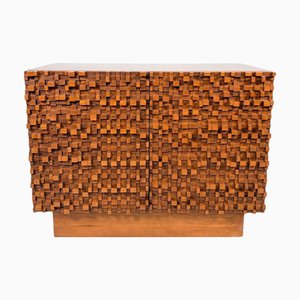 Enfilade Brutaliste en Bois, Italie