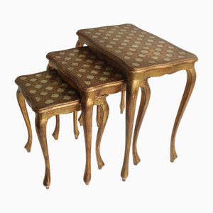 Tavolini ad incastro Hollywood Regency Mid-Century in legno dorato, Italia, anni '60, set di 3