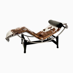 Chaise longue LC4 regolabile in vacchetta di Le Corbusier, Perriand & Jeanneret per Cassina, anni '80