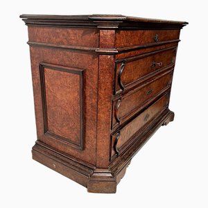 Commode Romaine en Contreplaqué de Noyer, 17ème Siècle