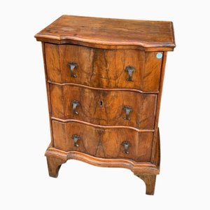 Venetian Chest of Drawers in Walnut and Walnut Burl