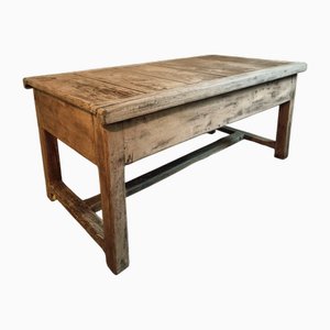 Table Antique en Chêne, France, 1800s