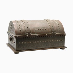 Coffret avec Dôme en Laiton, 1800s