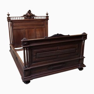 Lit Art Nouveau Antique en Noyer, 1890s