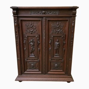 Armoire Néo-Gothique Antique