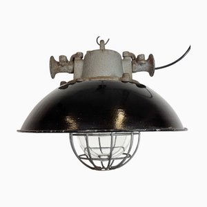 Industrielle Hängelampe mit Gestell aus schwarzer Emaille & Gusseisen von Elektrosvit, 1960er
