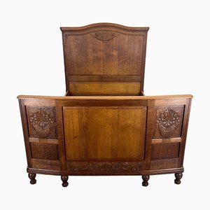 Französisches geschnitztes Doppelbett