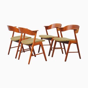 Sillas de comedor danesas restauradas de teca con tapicería, años 60. Juego de 4