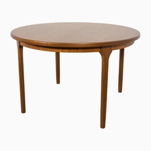 Mid-Century Modern Round Extendable Dining Table from McIntosh, 1960s