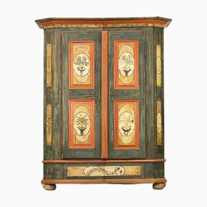 Bemalter Volkskunst-Brautschrank