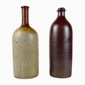 Gesprenkelte Flaschen aus Steingut & Burgunderrot, Frankreich, 1920er, 2er Set