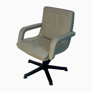 International Visitor Armchair in Leather Grey from Mobilier International