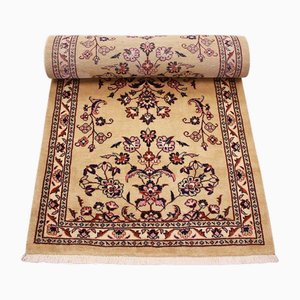 Middle Eastern Hand-Knotted Sarough Rug