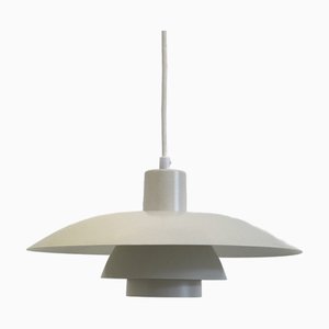 Lampada PH 4/3 bianca con accenti arancioni di Poul Henningsen per Louis Poulsen, anni '50