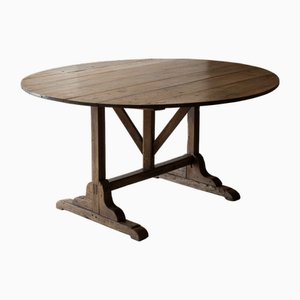 Tavolo rotondo francese in noce