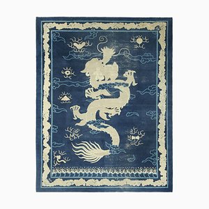 Art Deco Teppich in Blau mit cremefarbener Drachenabbildung