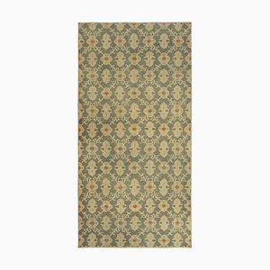 Grüngrauer Vintage Teppich im Used-Look, 1960er