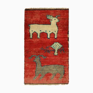 Vintage Gabbeh Tribal Teppich in Rot mit beige-braunen Tierbildern