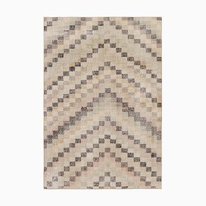 Vintage Zeki Müren Teppich im Used-Look mit geometrischen Mustern Teppich & Kelim