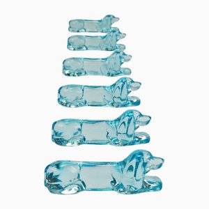 Französische Art Deco Dackel Basset Hound Messerhalter aus Hellblauem Glas, 1930er, 6 . Set