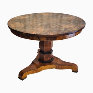 19th Century Biedermeier Round Salon Walnut Table