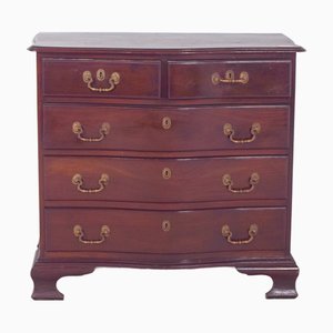 Petite Commode Portugaise de Style Chippendale