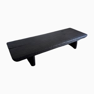 Mesa de centro de olmo quemado de Atelier Bloam