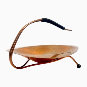 Mid-Century Modern Copper Bowl in the style of Carl Auböck, Austria, 1950s