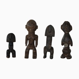 Dekorative handgefertigte afrikanische Holzskulpturen, 1940er, 4 . Set
