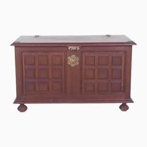 Portugiesische Vintage Kommode aus dunklem Holz, 1920er