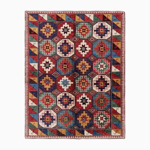 Türkischer Vintage Tribal Läufer in Rot mit bunten Medaillons