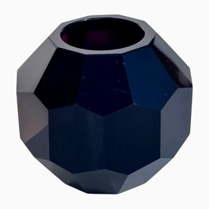 Vaso Art Nouveau in cristallo tagliato a mano attribuito a Josef Hoffman per Ludwig Moser & Söhne, Karlsbad, anni '20