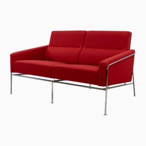 Model 3300 Airport Sofa by Arne Jacobsen for Fritz Hansen, 2002