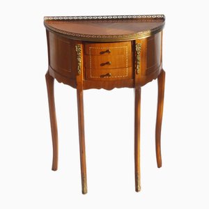 Antiker französischer Louis XV Intarsien Nachttisch mit Messingdetails & Schubladen, 1920er