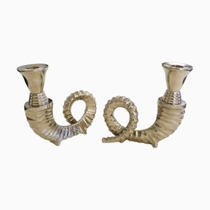 Candelabros Rams Horn bañados en plata de Chapman House, años 70. Juego de 2