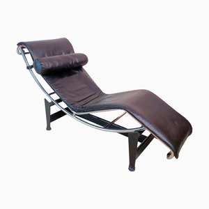 Chaise longue Bauhaus modello LC/4 3534 di Le Corbusier per Cassina